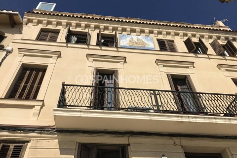 Propiedad comercial de 20 dormitorios en venta en El Masnou, Barcelona, Cataluña, Spain № 7112