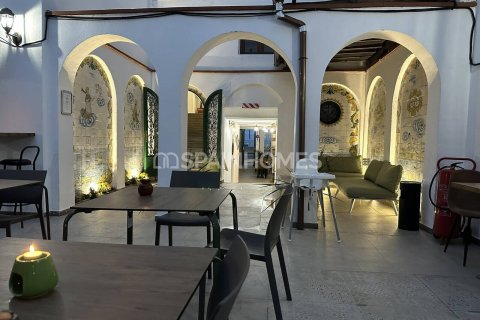 20 bedrooms commercial property for sale in El Masnou, Barcelona, Catalonia, Spain № 7112 - photo 8
