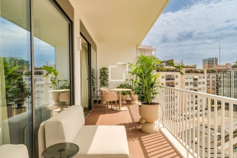 3 bedrooms apartment for sale in Barcelona, Catalonia, Spain № 7115 - photo 28