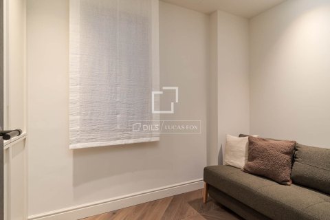 3 bedrooms apartment for sale in Barcelona, Catalonia, Spain № 7115 - photo 9