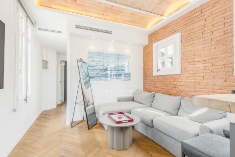 Ático de 1 dormitorio en venta en Barcelona, Cataluña, Spain № 7250 - foto 12