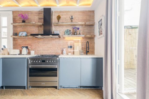 Ático de 1 dormitorio en venta en Barcelona, Cataluña, Spain № 7250 - foto 17