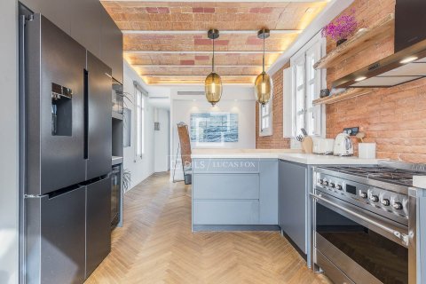 Ático de 1 dormitorio en venta en Barcelona, Cataluña, Spain № 7250 - foto 15