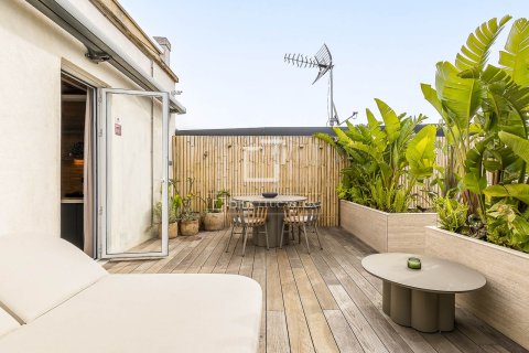 Ático de 1 dormitorio en venta en Barcelona, Cataluña, Spain № 7250 - foto 24