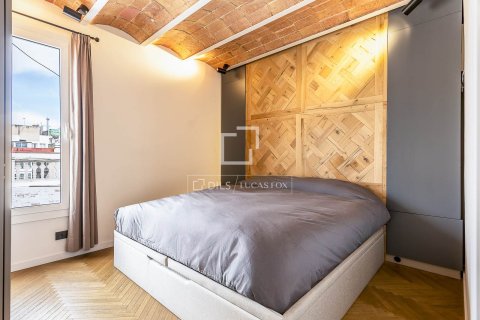 Ático de 1 dormitorio en venta en Barcelona, Cataluña, Spain № 7250 - foto 11