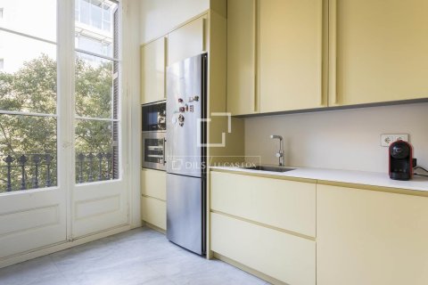 Снять в аренду квартиру в Барселона, Испания с 3 спальни, 144м², № 7245 - фото 22