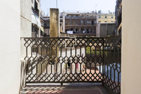Снять в аренду квартиру в Барселона, Испания с 3 спальни, 144м², № 7245 - фото 10