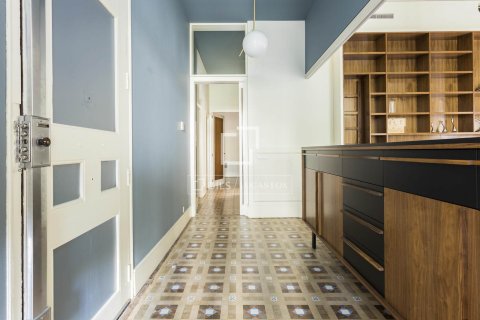 Снять в аренду квартиру в Барселона, Испания с 3 спальни, 144м², № 7245 - фото 16