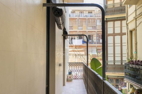 Снять в аренду квартиру в Барселона, Испания с 3 спальни, 144м², № 7245 - фото 3