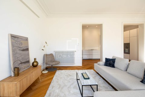 3 bedrooms apartment for rent in Barcelona, Catalonia, Spain № 7247 - photo 27