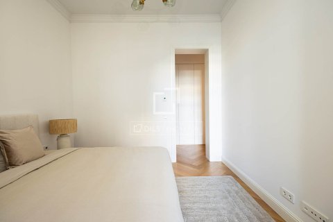 3 bedrooms apartment for rent in Barcelona, Catalonia, Spain № 7247 - photo 6