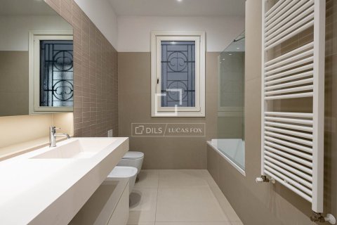 3 bedrooms apartment for rent in Barcelona, Catalonia, Spain № 7247 - photo 12