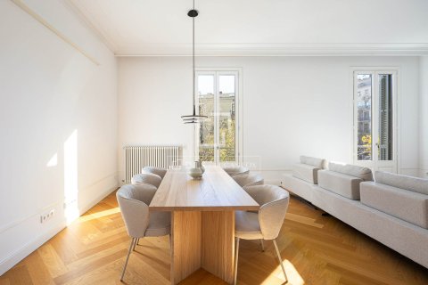 3 bedrooms apartment for rent in Barcelona, Catalonia, Spain № 7247 - photo 23