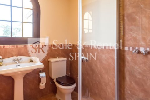 Сasa de 5 dormitorios en venta en Lloret de Mar, Gerona, Cataluña, Spain № 6769 - foto 16