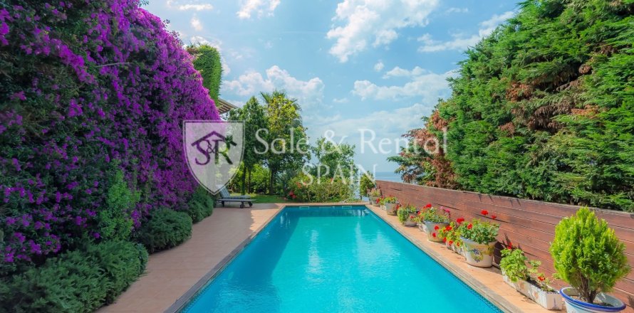 Сasa de 5 dormitorios en venta en Lloret de Mar, Gerona, Cataluña, Spain № 6769