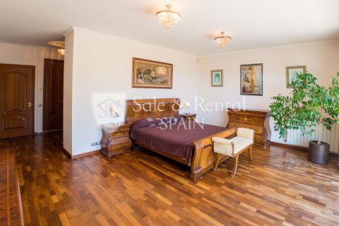 Сasa de 6 dormitorios en venta en Platja D'aro, Gerona, Cataluña, Spain № 6771 - foto 12