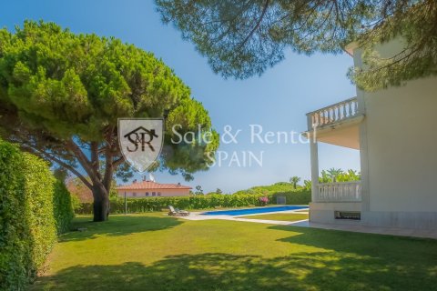 Сasa de 6 dormitorios en venta en Platja D'aro, Gerona, Cataluña, Spain № 6771 - foto 3