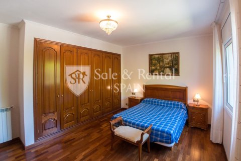 Сasa de 6 dormitorios en venta en Platja D'aro, Gerona, Cataluña, Spain № 6771 - foto 21