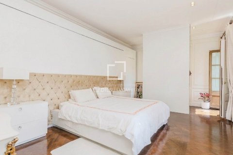 4 chambres apartment à vendre à Barcelona, Catalonia, Spain № 8534 - photo 26