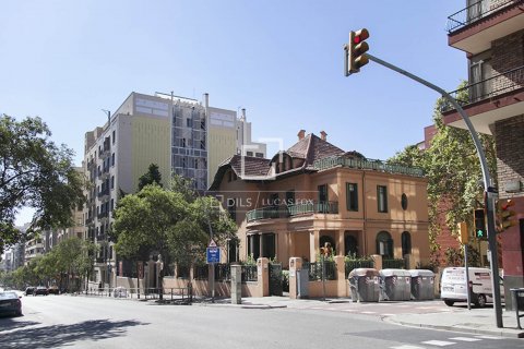 4 bedrooms apartment for sale in Barcelona, Catalonia, Spain № 8529 - photo 16