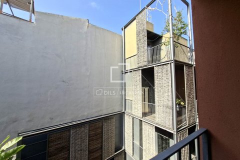 Apartamento de 2 dormitorios en venta en Barcelona, Cataluña, Spain № 8532 - foto 11