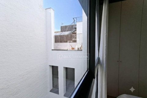 Apartamento de 2 dormitorios en venta en Barcelona, Cataluña, Spain № 8532 - foto 25