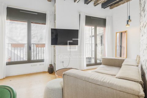 Apartamento de 2 dormitorios en venta en Barcelona, Cataluña, Spain № 8532 - foto 3
