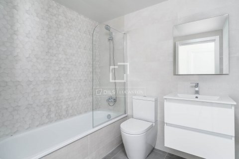 3 bedrooms apartment for sale in Barcelona, Catalonia, Spain № 8536 - photo 23