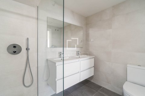 3 bedrooms apartment for sale in Barcelona, Catalonia, Spain № 8536 - photo 28