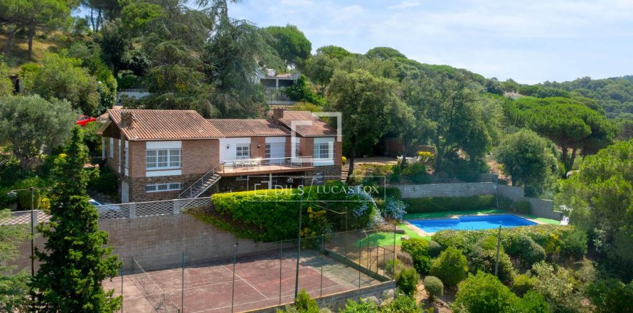 5 bedrooms villa for sale in Vallromanes, Barcelona, Catalonia, Spain № 8530