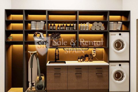 Сasa de 3 dormitorios en venta en Lloret de Mar, Gerona, Cataluña, Spain № 6665 - foto 17