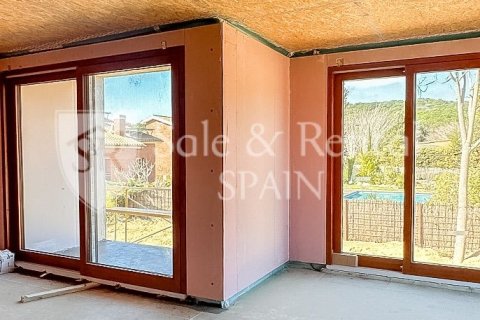 Сasa de 3 dormitorios en venta en Lloret de Mar, Gerona, Cataluña, Spain № 6667 - foto 27