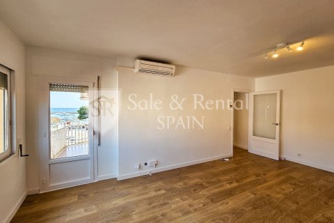 Купить квартиру в Сант-Фелиу-де-Гиксолс, Испания с 3 спальни, 90м², № 6669 - фото 5