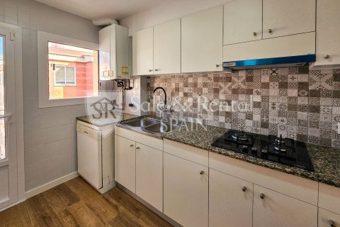 Купить квартиру в Сант-Фелиу-де-Гиксолс, Испания с 3 спальни, 90м², № 6669 - фото 10