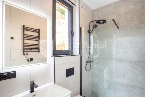 Сasa de 3 dormitorios en venta en Lloret de Mar, Gerona, Cataluña, Spain № 6666 - foto 14