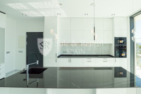 Сasa de 3 dormitorios en venta en Lloret de Mar, Gerona, Cataluña, Spain № 6666 - foto 9