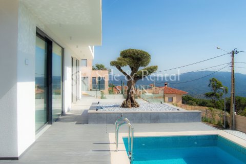 Сasa de 3 dormitorios en venta en Lloret de Mar, Gerona, Cataluña, Spain № 6666 - foto 2