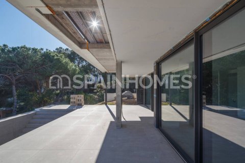 Villa de 5 dormitorios en venta en Barcelona, Cataluña, Spain № 1302 - foto 15