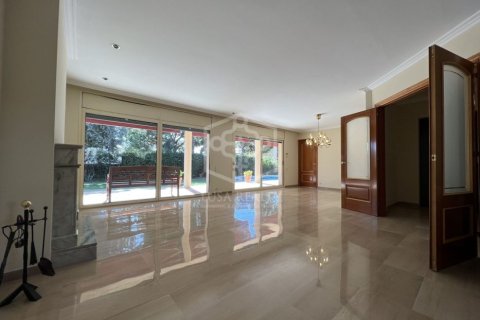 Villa de 4 dormitorios en venta en Barcelona, Cataluña, Spain № 1300 - foto 17