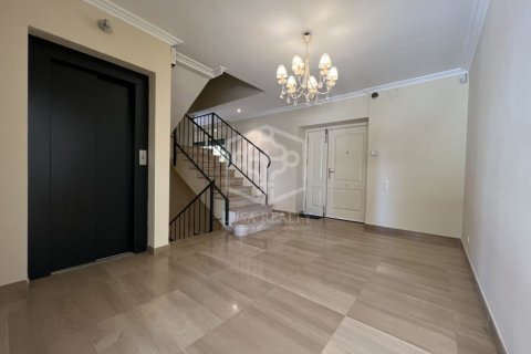 Villa de 4 dormitorios en venta en Barcelona, Cataluña, Spain № 1300 - foto 16
