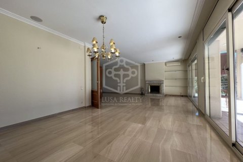 Villa de 4 dormitorios en venta en Barcelona, Cataluña, Spain № 1300 - foto 15