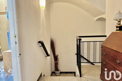 Villa de 6 dormitorios en venta en Pineda de Mar, Barcelona, Cataluña, Spain № 5015 - foto 17