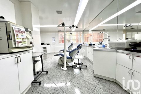 Купить коммерческую недвижимость в Барселона, Испания с 1 спальня, 184м², № 5014 - фото 15