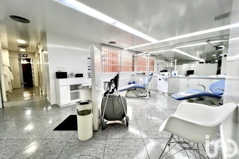 Купить коммерческую недвижимость в Барселона, Испания с 1 спальня, 184м², № 5014 - фото 14