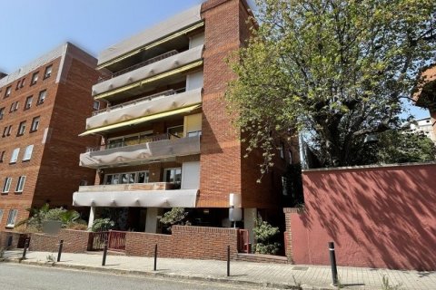 Купить коммерческую недвижимость в Барселона, Испания с 1 спальня, 184м², № 5014 - фото 2
