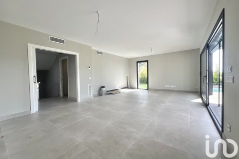 Сasa de 5 dormitorios en venta en Sant Andreu de Llavaneres, Barcelona, Cataluña, Spain № 5013 - foto 8