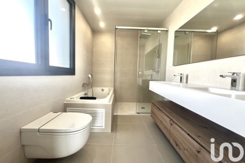 Сasa de 5 dormitorios en venta en Sant Andreu de Llavaneres, Barcelona, Cataluña, Spain № 5013 - foto 13