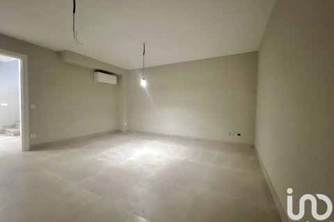 Сasa de 5 dormitorios en venta en Sant Andreu de Llavaneres, Barcelona, Cataluña, Spain № 5013 - foto 25