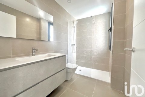 Сasa de 5 dormitorios en venta en Sant Andreu de Llavaneres, Barcelona, Cataluña, Spain № 5013 - foto 17