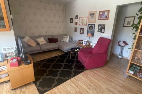 Сasa de 2 dormitorios en venta en Girona, Gerona, Cataluña, Spain № 5010 - foto 2